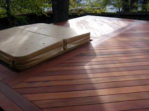 Tigerwood-Deck-with-Hottub